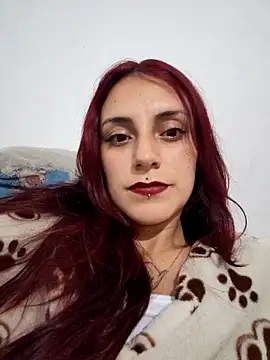 Snapshot of Anne_bh chatting on 11-11-25, 03:34 Anne bh online show from 11-11-25, 03:34