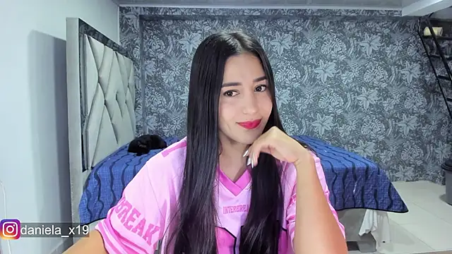 Daniela x19 online show from 05-26-26, 12:53