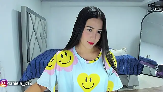 Daniela x19 online show from 02-05-26, 12:39