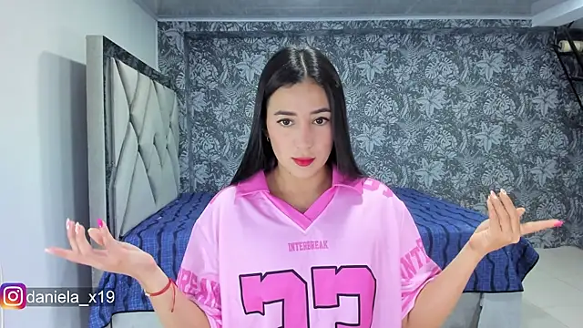 Daniela x19 online show from 04-14-26, 12:37