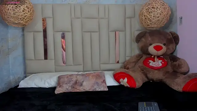 Dixiebelle online show from 03-27-26, 03:26