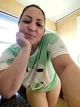 Lunita86 online show from 04-11-26, 12:20