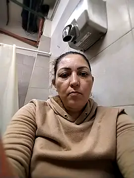 Lunita86 online show from 04-14-26, 03:50