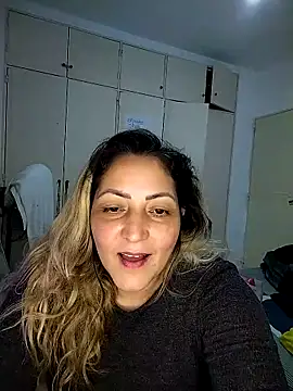 Lunita86 online show from 10-25-25, 02:33