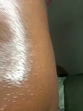 Snapshot of foreigntitts_ chatting on 02-12-26, 08:58 foreigntitts online show from 02-12-26, 08:58