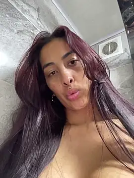 Snapshot of LawGoldman chatting on 10-26-25, 02:01 LawGoldman online show from 10-26-25, 02:01