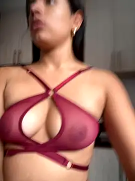 Snapshot of MisteryNight4 chatting on 10-05-25, 07:48 MisteryNight4 online show from 10-05-25, 07:48