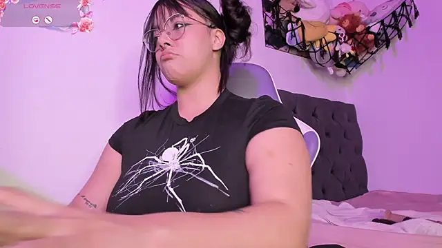 Lilithh Kuro online show from 03-04-26, 12:07