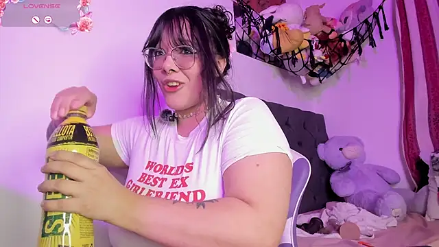 Lilithh Kuro online show from 03-20-26, 12:00