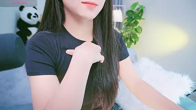 Snapshot of Cherry-26 chatting on 10-26-25, 02:28 Cherry-26 online show from 10-26-25, 02:28