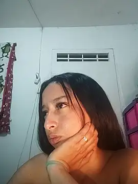 Snapshot of Vale_stone_ chatting on 05-08-26, 04:16 Vale stone online show from 05-08-26, 04:16