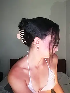 Vale stone  online show from 11-02-25, 03:28