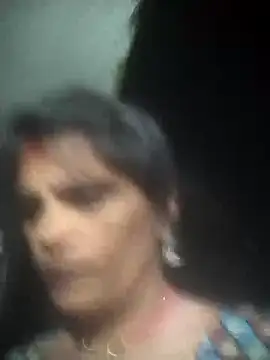 Snapshot of Hott_cutgirl chatting on 10-01-25, 03:49 Hott cutgirl online show from 10-01-25, 03:49