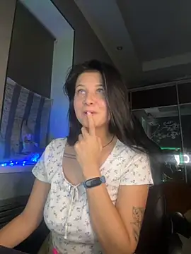 Snapshot of cutie_modest_ chatting on 10-19-25, 07:16 cutie modest online show from 10-19-25, 07:16