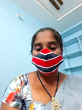 Snapshot of Mahaitha chatting on 10-07-25, 06:36 Mahaitha online show from 10-07-25, 06:36