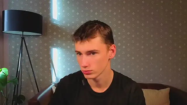 Max Foks online show from 09-30-25, 04:40