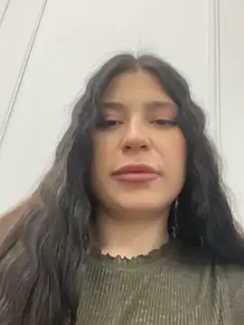 Valerie Ohara online show from 10-04-25, 04:47