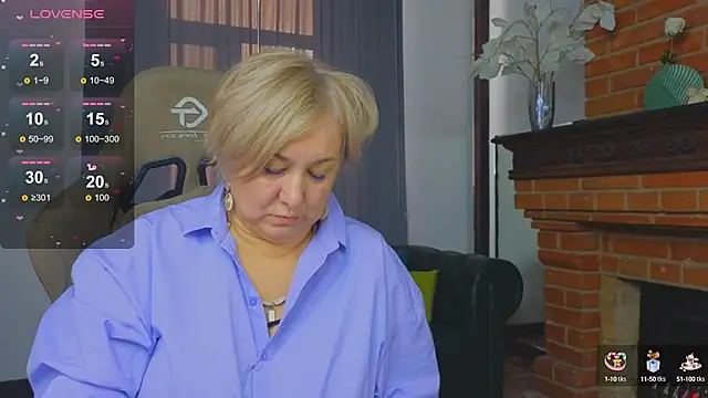 Marta Wils online show from 10-17-25, 02:59