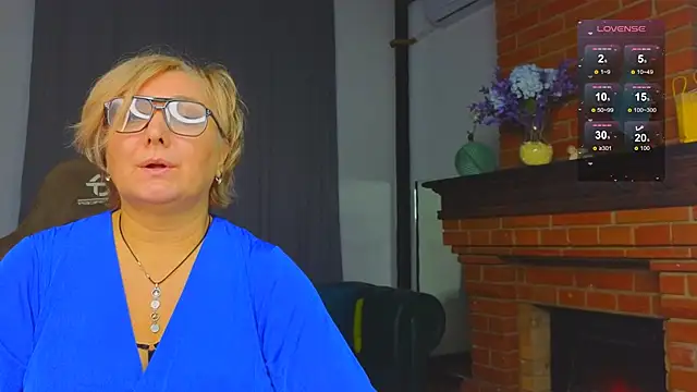 Marta Wils online show from 11-03-25, 03:34