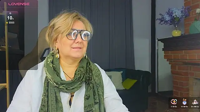 Marta Wils online show from 11-12-25, 03:10