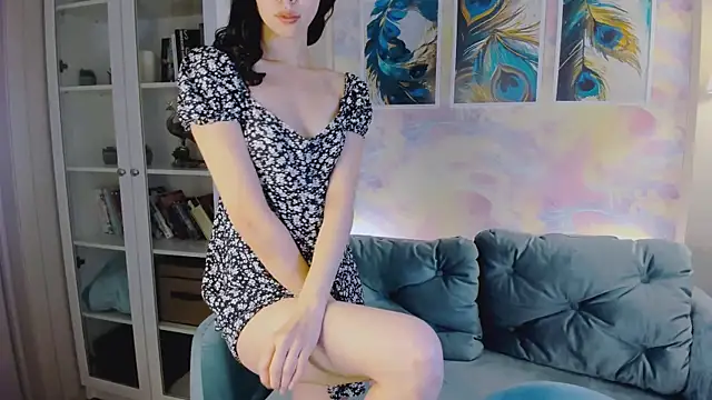 nancy posh online show from 10-18-25, 01:13