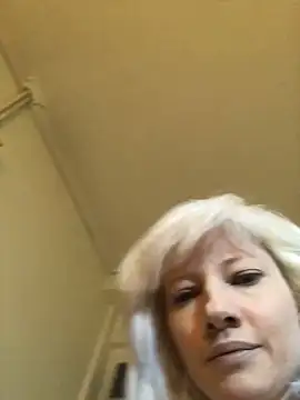 juliaoneandonly online show from 10-07-25, 08:59