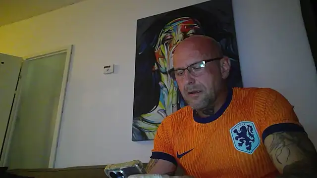 Snapshot of Fit4Kink chatting on 04-27-26, 07:56 Fit4Kink online show from 04-27-26, 07:56
