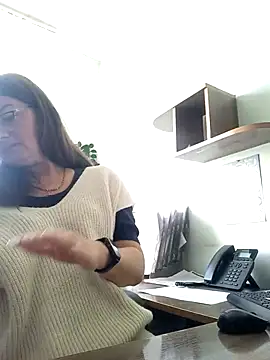 ValeriaLove43211 online show from 10-08-25, 07:54