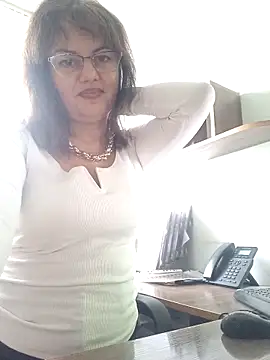 ValeriaLove43211 online show from 10-28-25, 01:10