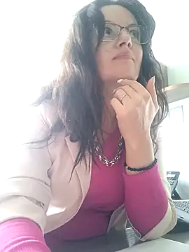 ValeriaLove43211 online show from 09-30-25, 11:27