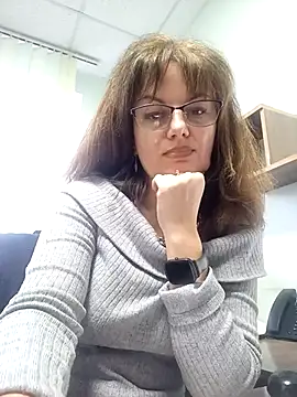 ValeriaLove43211 online show from 11-04-25, 02:43