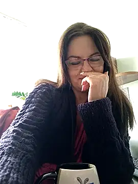 ValeriaLove43211 online show from 10-06-25, 07:53