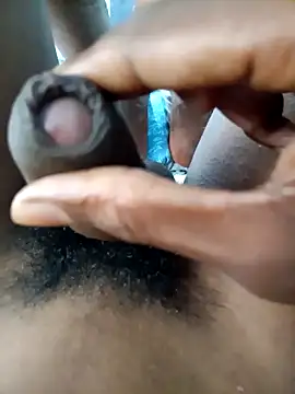 Swati335 online show from 12-17-25, 09:14