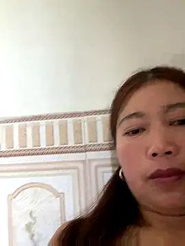 Snapshot of Milky-milk chatting on 10-01-25, 06:18 Milky-milk online show from 10-01-25, 06:18