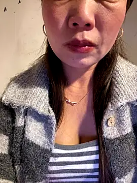 Milky-milk online show from 01-08-26, 09:43