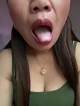 Milky-milk online show from 03-10-26, 11:42