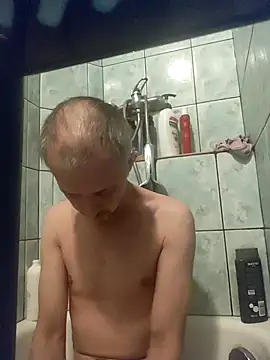 szajbusek41 online show from 10-10-25, 07:04