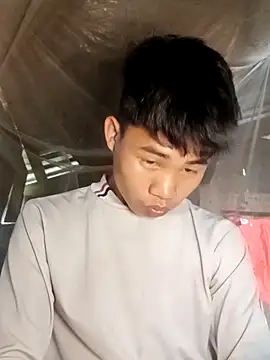 Nhyy xx online show from 04-18-26, 02:47