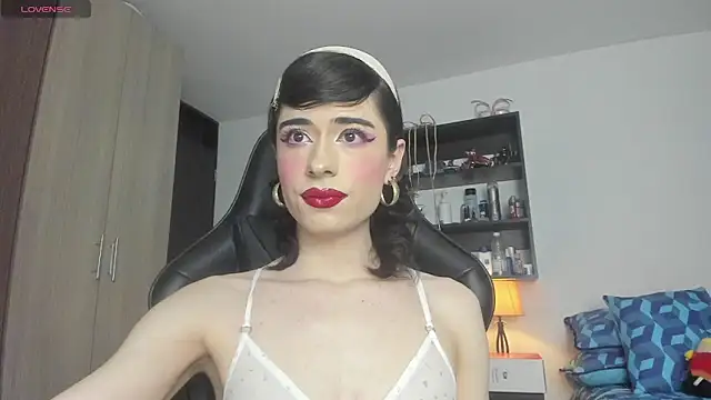 urLittlesissy online show from 04-15-26, 03:34