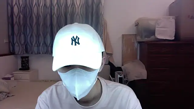 Snapshot of kai101010 chatting on 09-22-25, 03:29 kai101010 online show from 09-22-25, 03:29