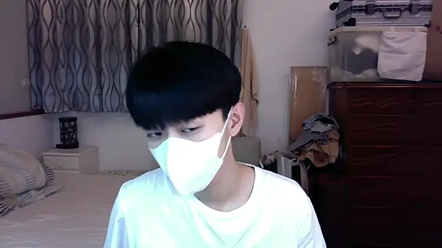 kai101010 online show from 10-29-25, 04:17