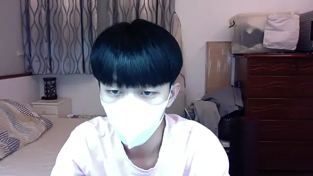 Snapshot of kai101010 chatting on 10-16-25, 04:15 kai101010 online show from 10-16-25, 04:15