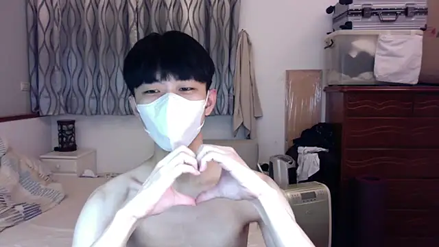 kai101010 online show from 11-05-25, 03:48