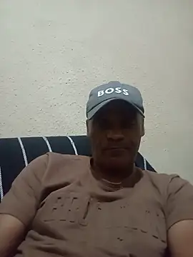 Snapshot of JeffersonRay chatting on 05-18-26, 04:07 JeffersonRay online show from 05-18-26, 04:07