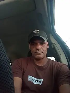 Snapshot of JeffersonRay chatting on 05-17-26, 12:38 JeffersonRay online show from 05-17-26, 12:38