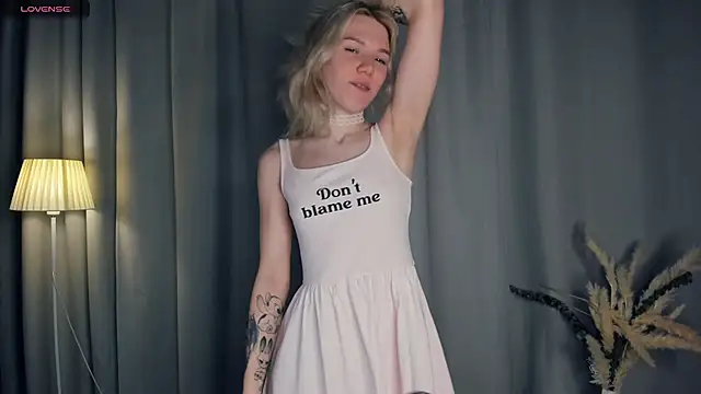 DianeHonnette online show from 01-10-26, 07:31