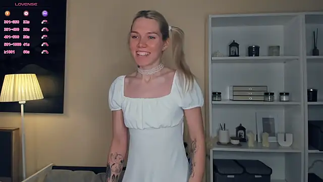 DianeHonnette online show from 12-20-25, 07:39