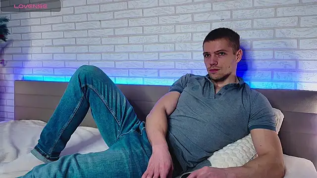 GarettVoss online show from 12-22-25, 07:08