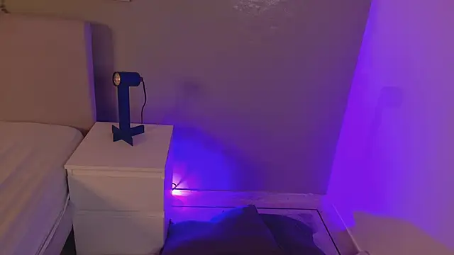 KeendraFox  online show from 11-26-25, 10:26