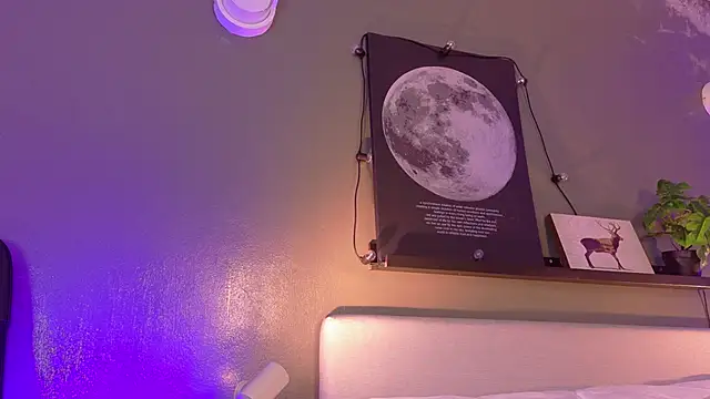 KeendraFox  online show from 11-06-25, 10:19